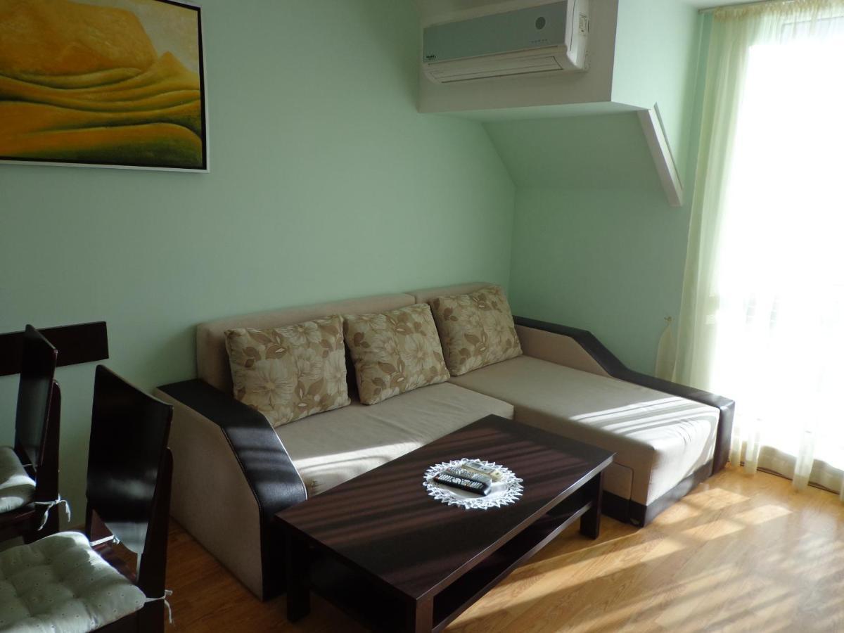 Kavarna Hills Apartments ภายนอก รูปภาพ
