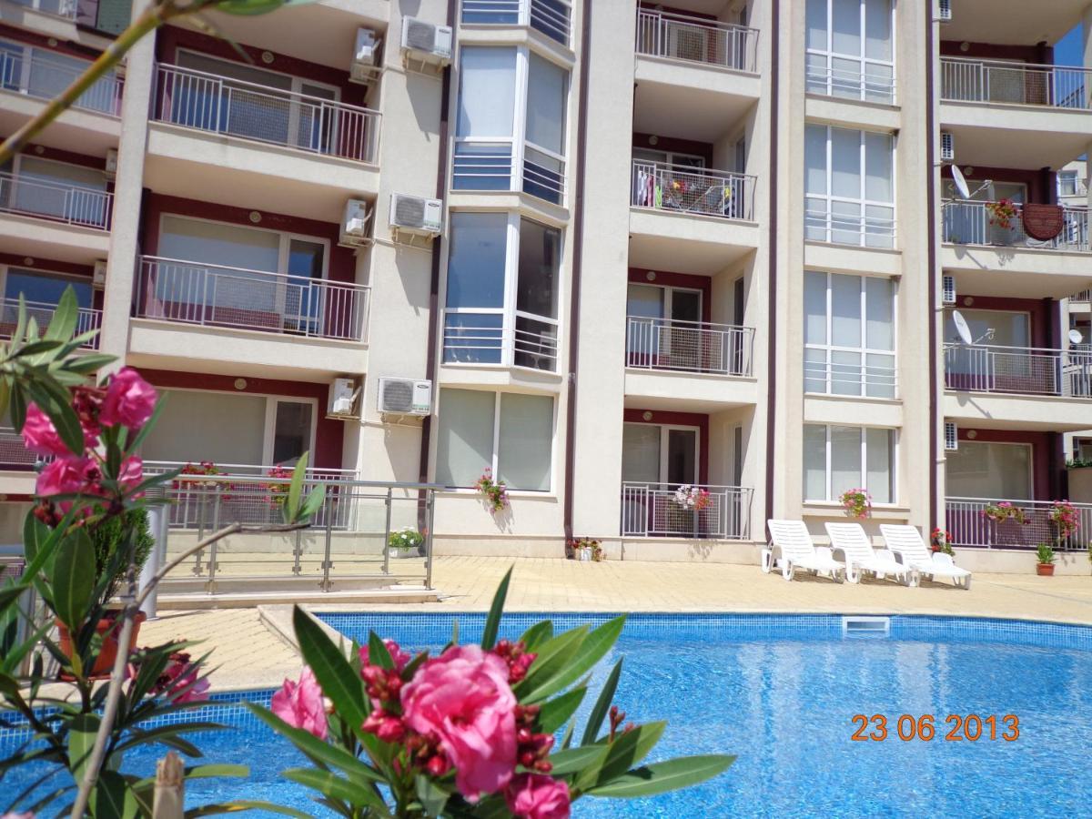 Kavarna Hills Apartments ภายนอก รูปภาพ
