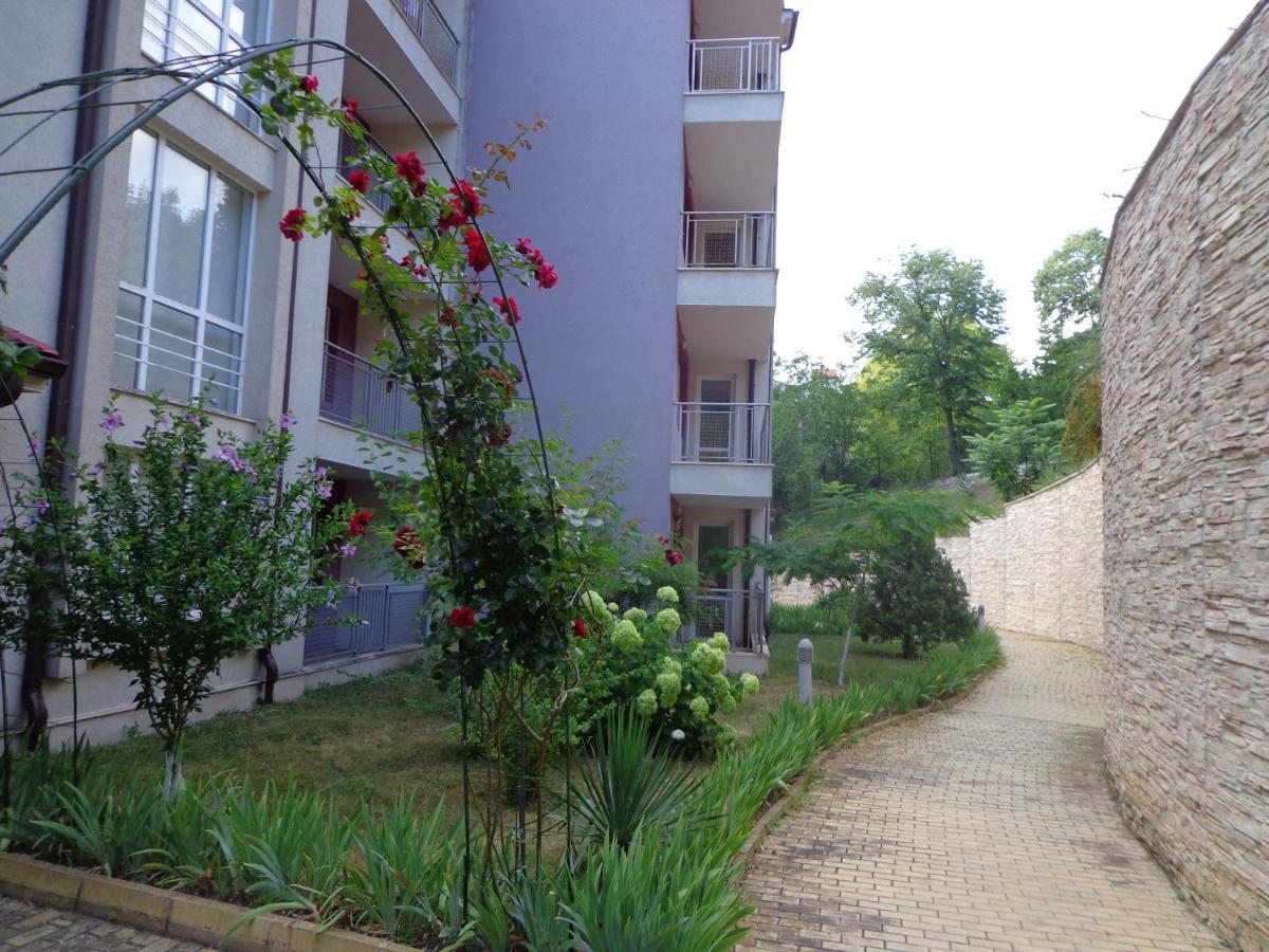 Kavarna Hills Apartments ภายนอก รูปภาพ