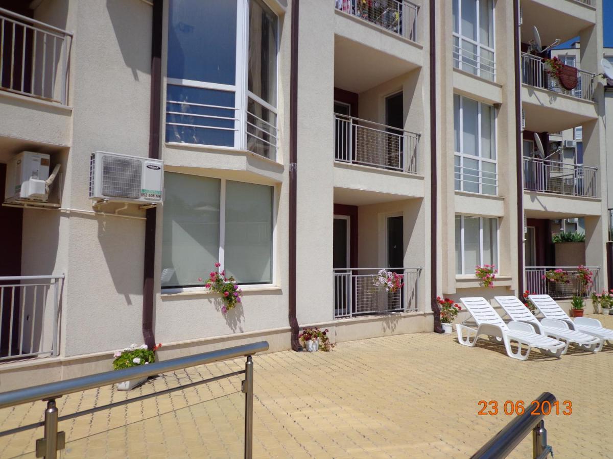Kavarna Hills Apartments ภายนอก รูปภาพ