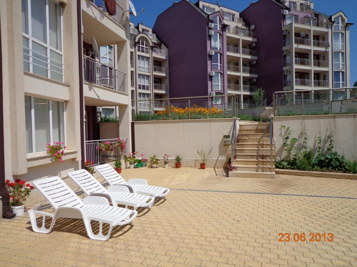 Kavarna Hills Apartments ภายนอก รูปภาพ