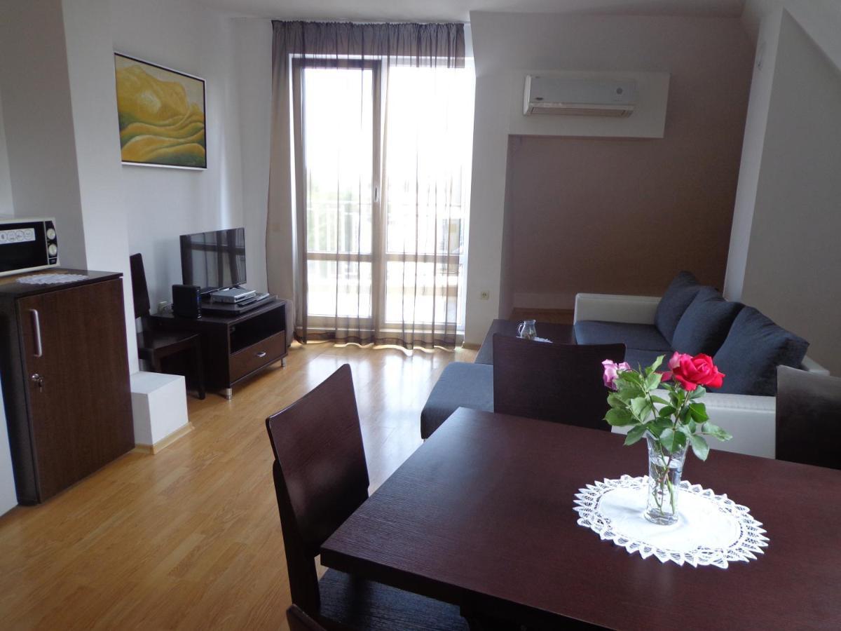 Kavarna Hills Apartments ภายนอก รูปภาพ